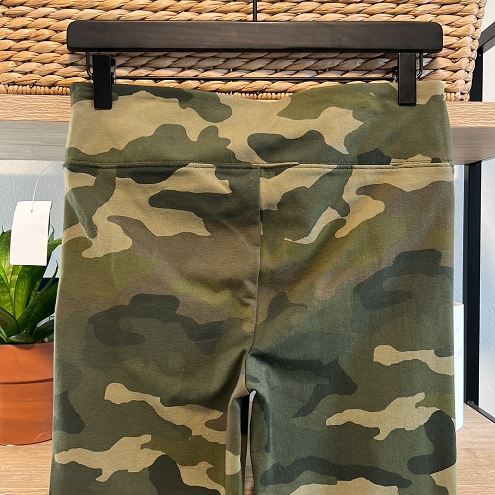 NWT J. Crew Factory Mid-Rise Camo Legging, S - Picture 7 of 11